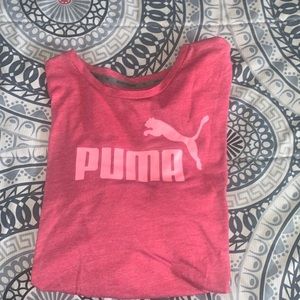 short sleeve puma t-shirt.